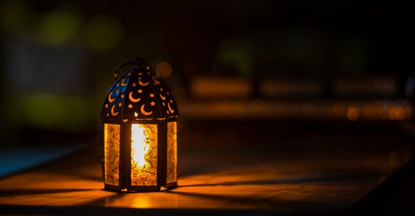 Eid - Photo Of Ramadan Light On Top Of Table